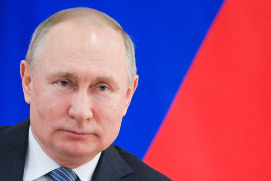 Путин поручил кабмину ускорить выделение средств на кредитование бизнеса в регионах