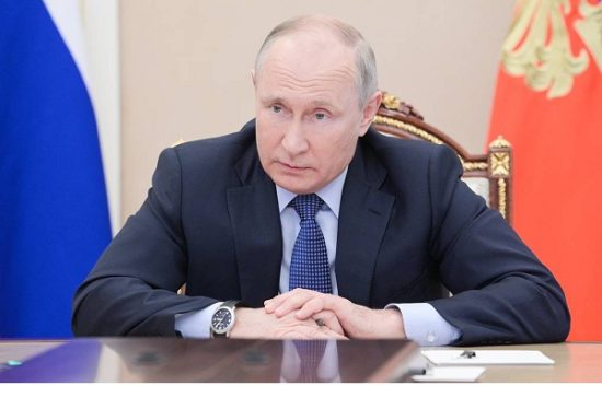 Путин поручил внести изменения по госзакупкам у малого бизнеса до июля
